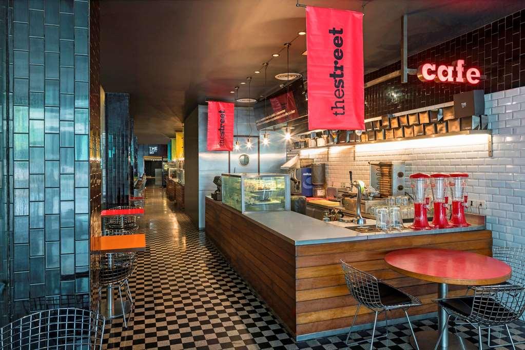 The Park Kolkata Hotel Restaurant billede The Street Cafe